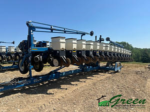 2008 Kinze 3600 Image