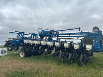 Main image Kinze 3800SDS