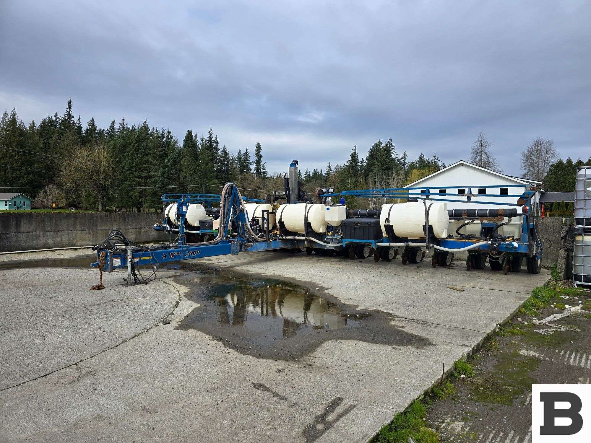 2008 Kinze 3600 Equipment Image0