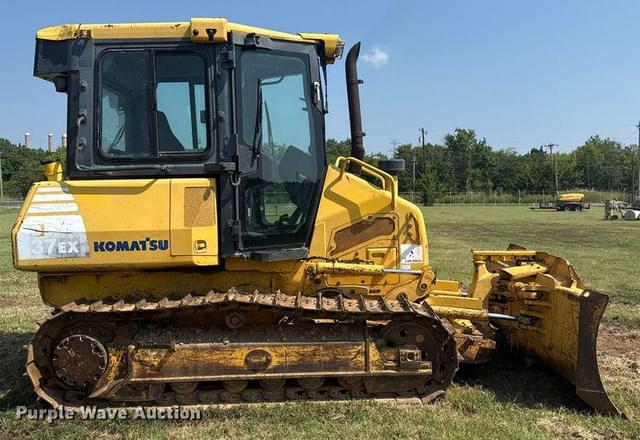 Image of Komatsu D37EX-22 equipment image 3