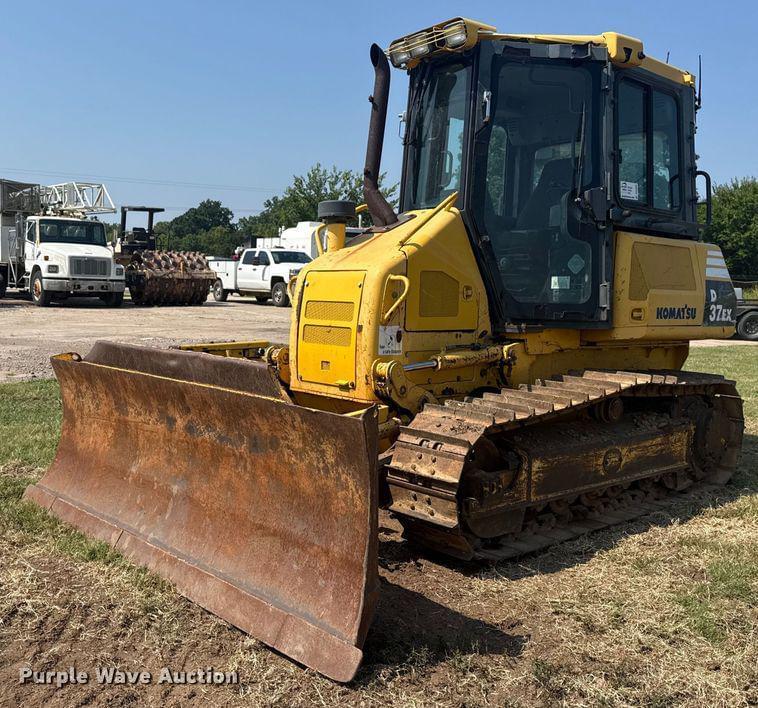 Image of Komatsu D37EX-22 Primary image