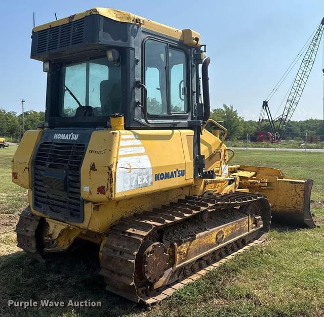 Image of Komatsu D37EX-22 equipment image 4