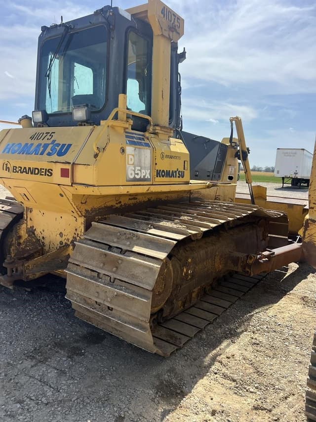 Image of Komatsu D65PX-15E0 equipment image 4