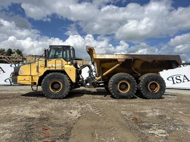 Image of Komatsu HM400-2 equipment image 1