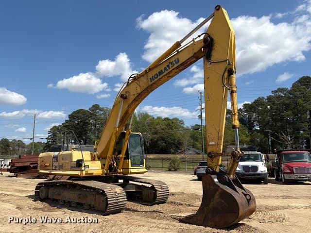 Image of Komatsu PC300LC equipment image 2