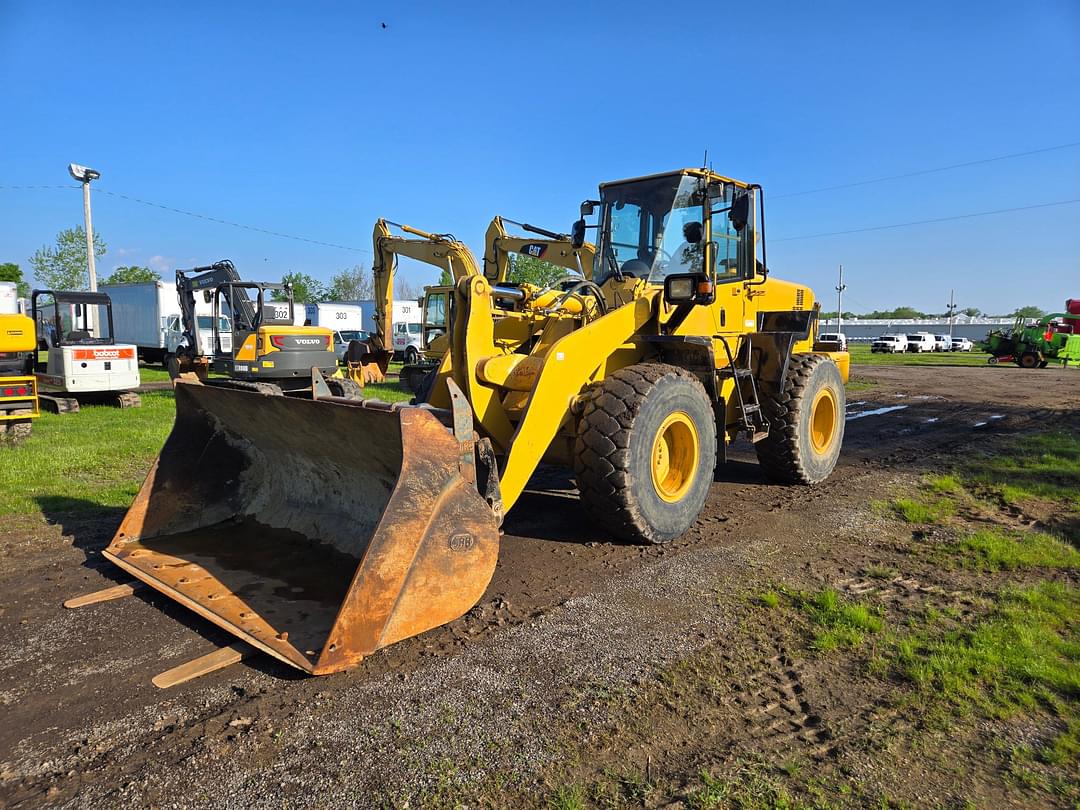 Image of Komatsu WA320 Primary image