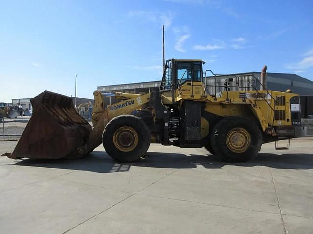 Image of Komatsu WA600-6 equipment image 1