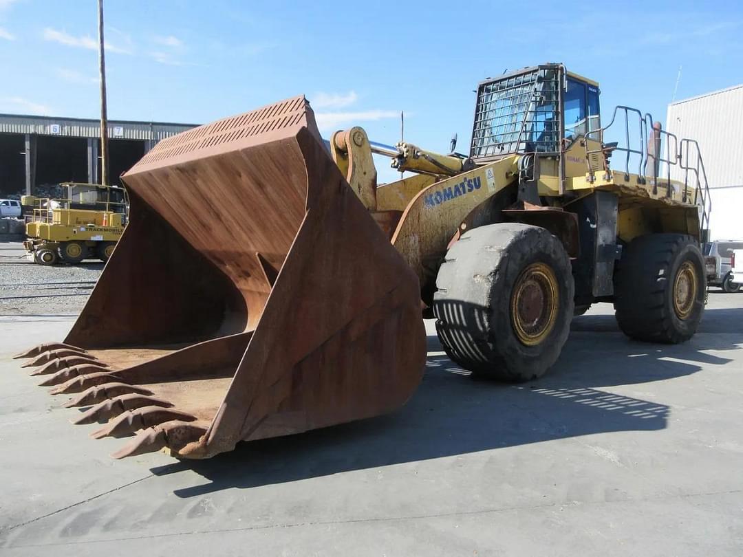 Image of Komatsu WA600-6 Primary image