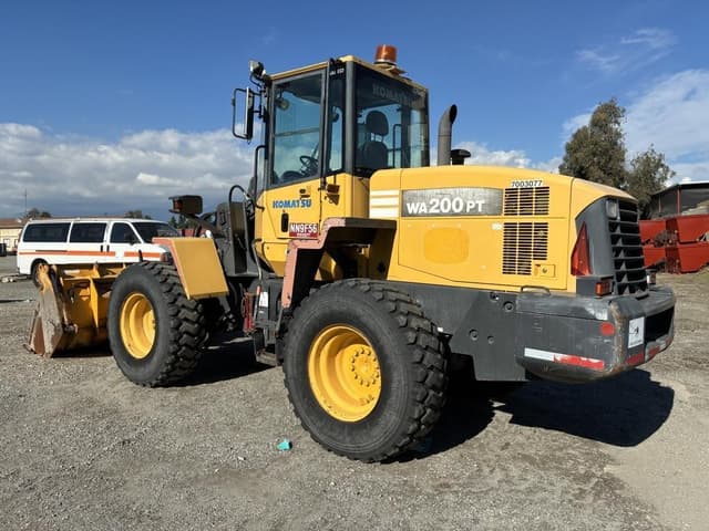 Image of Komatsu WA200PT-5 equipment image 3