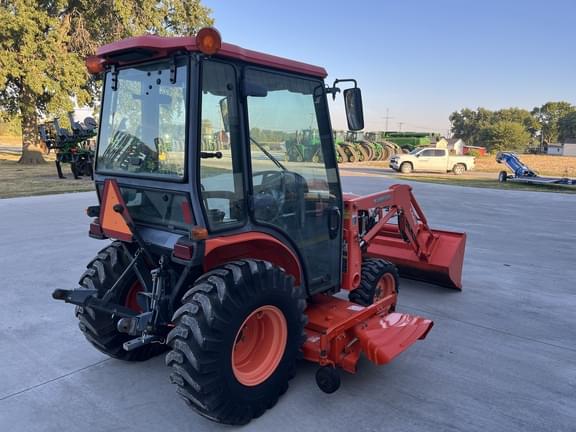 Image of Kubota B3030 equipment image 3