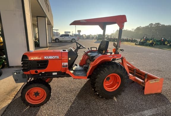 Image of Kubota B7800 Primary image