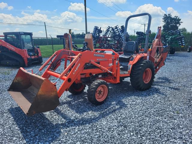 Image of Kubota B7800 equipment image 2