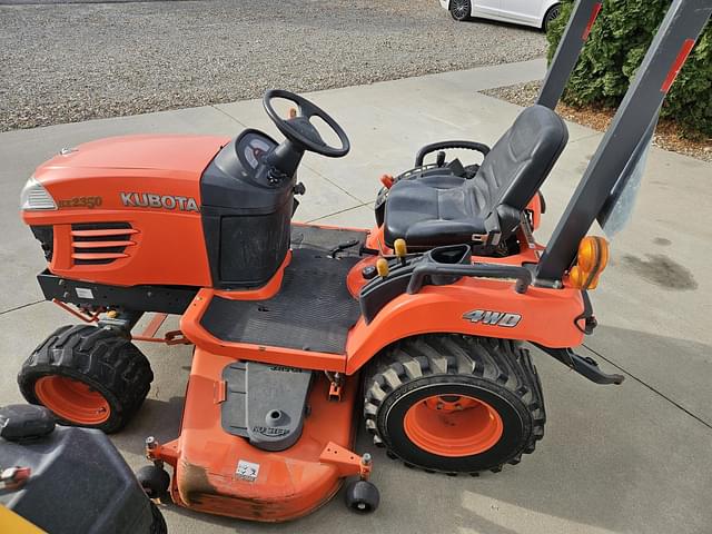 Image of Kubota BX2350 equipment image 2