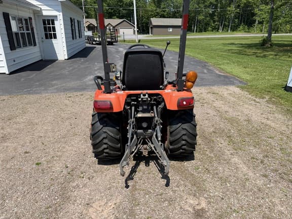 Image of Kubota BX2350 equipment image 1