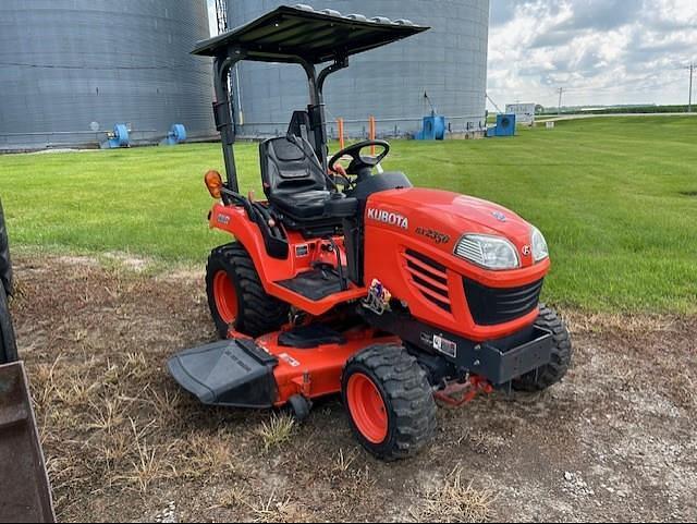 Image of Kubota BX2350 equipment image 1