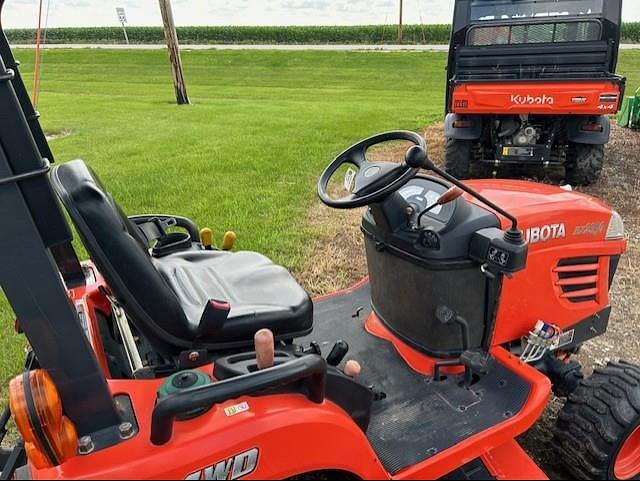 Image of Kubota BX2350 equipment image 4