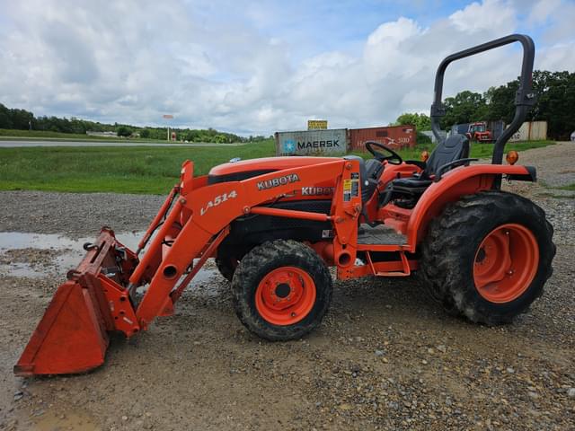 Image of Kubota L3240 equipment image 2