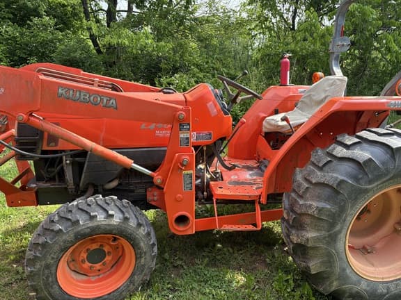 Image of Kubota L4400 equipment image 4