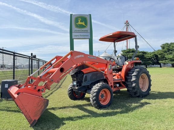 Main image Kubota L5240