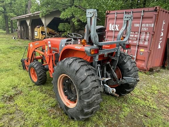 Image of Kubota L5740 equipment image 4