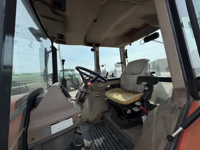 Image of Kubota M125X equipment image 4