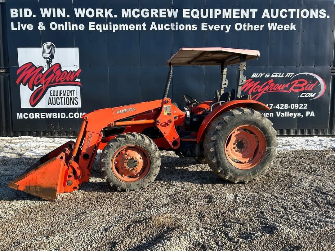 Image of Kubota M7040 Primary image