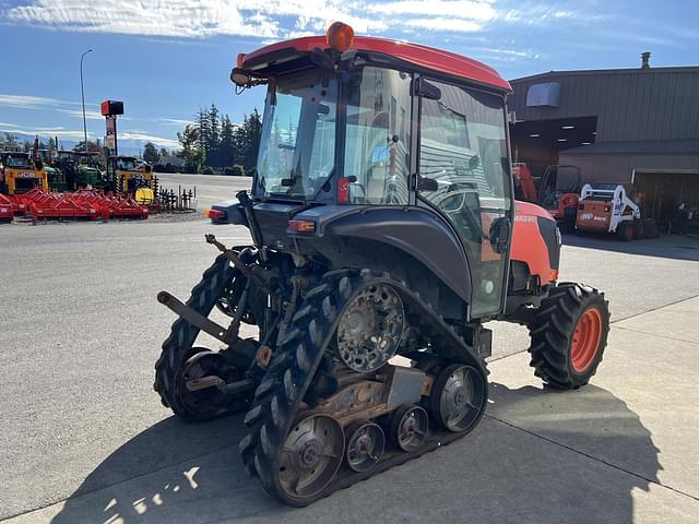 Image of Kubota M8540HDN Power Krawler equipment image 3