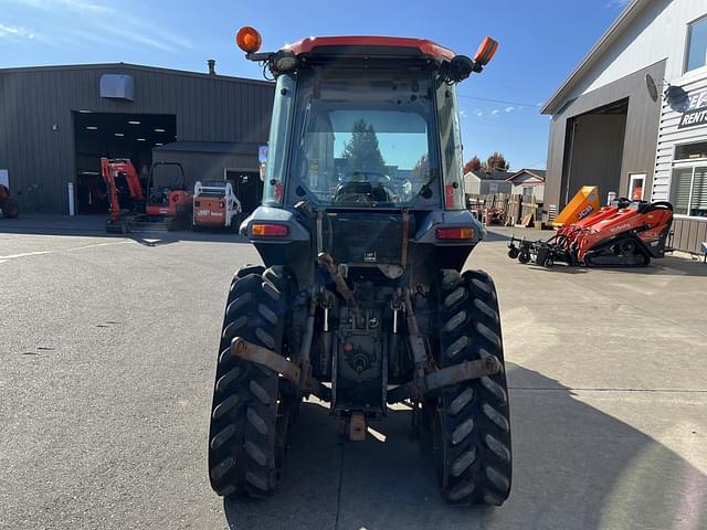 Image of Kubota M8540HDN Power Krawler equipment image 4