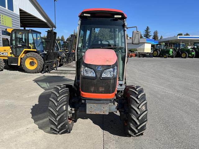 Image of Kubota M8540HDN Power Krawler equipment image 2