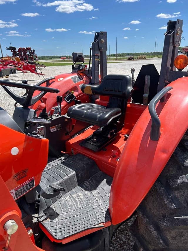 Image of Kubota M9540 equipment image 1