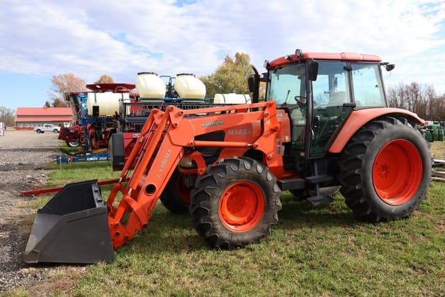 Image of Kubota M125X equipment image 1