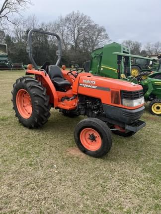 Main image Kubota MX5000SU