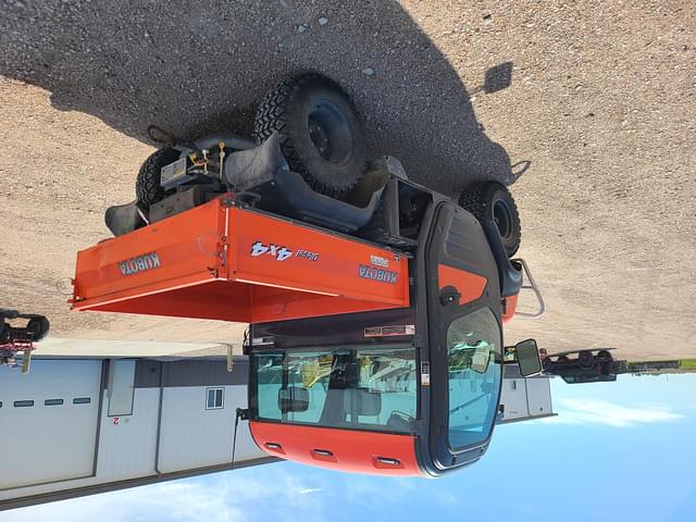 Image of Kubota RTV-1100 equipment image 3
