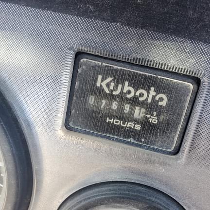 Image of Kubota RTV900 equipment image 4