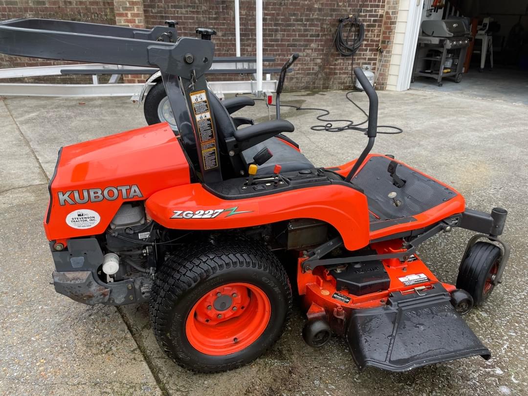Image of Kubota ZG227Z Image 1