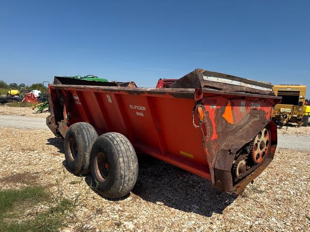 Image of Kuhn Knight 8118 equipment image 2