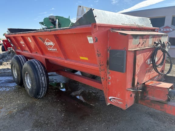2008 Kuhn Knight 8118 Equipment Image0