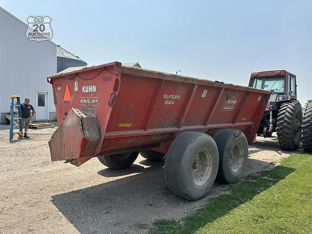 Image of Kuhn Knight 8124 equipment image 4