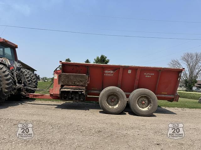 Image of Kuhn Knight 8124 equipment image 1