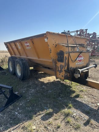 2008 Kuhn Knight 8124 Equipment Image0