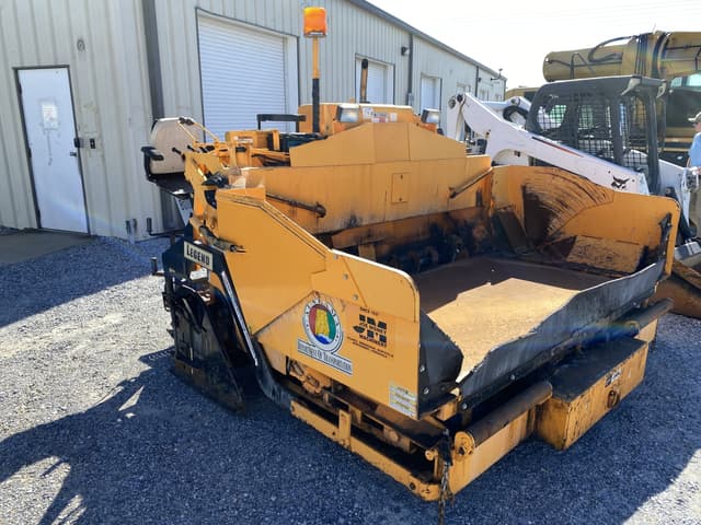 Image of LeeBoy 1000F equipment image 3