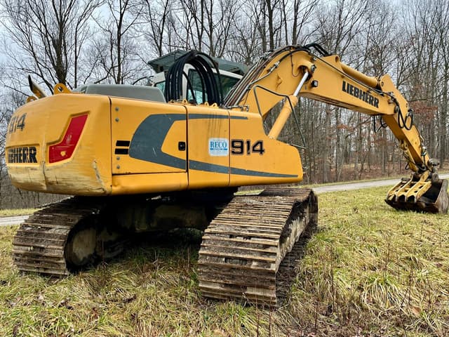 Image of Liebherr R914 equipment image 3
