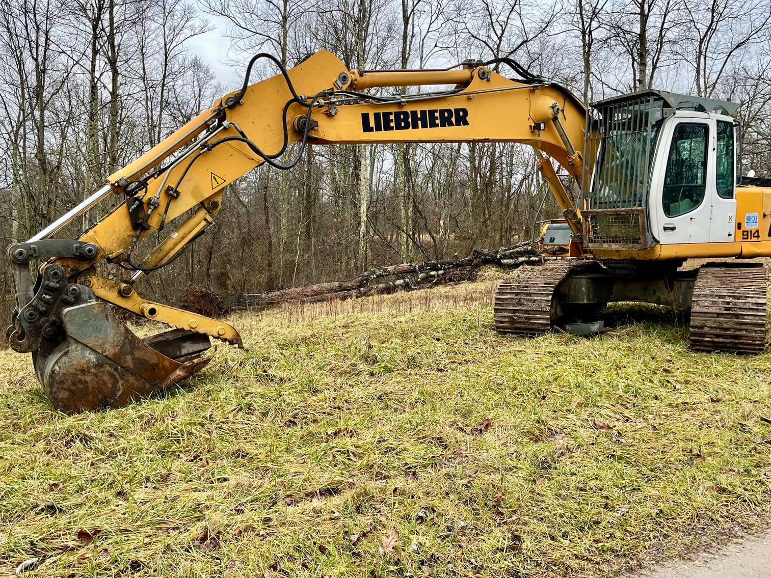2008 Liebherr R914 Equipment Image0