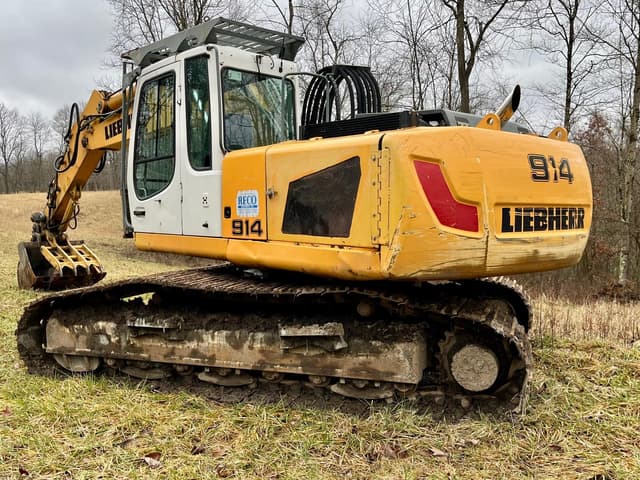 Image of Liebherr R914 equipment image 1
