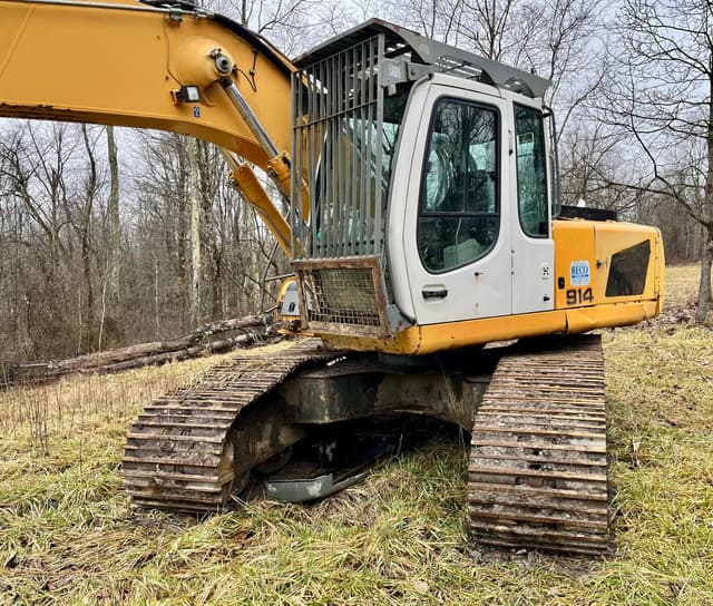 Image of Liebherr R914 equipment image 4