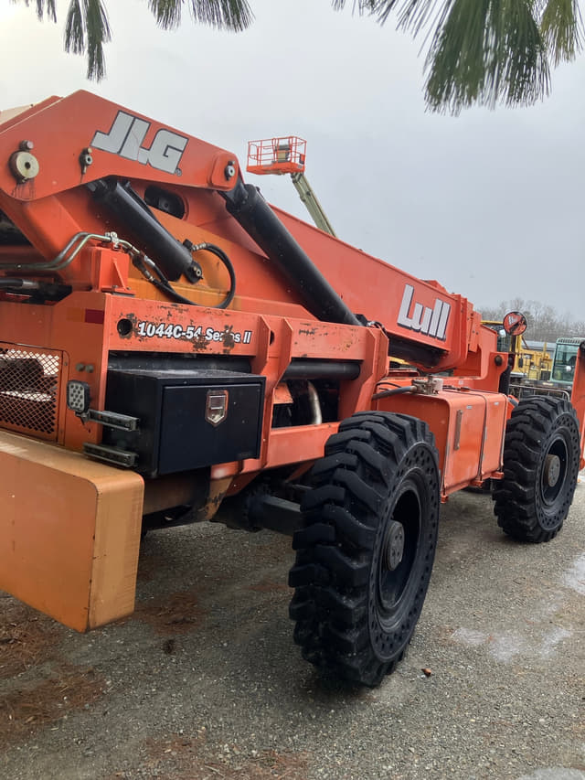 Image of Lull 1044C-54 equipment image 2