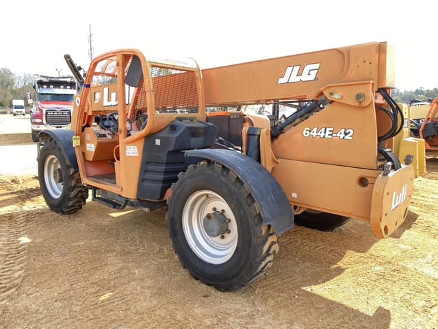 Image of Lull 644E-42 equipment image 1