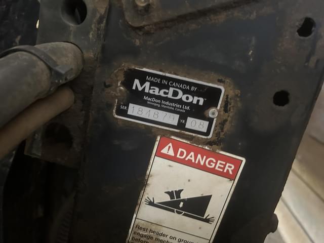 Image of MacDon FD70 equipment image 4