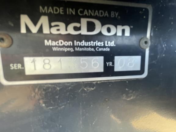 Image of MacDon M200 equipment image 2