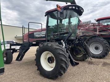 Main image MacDon M200